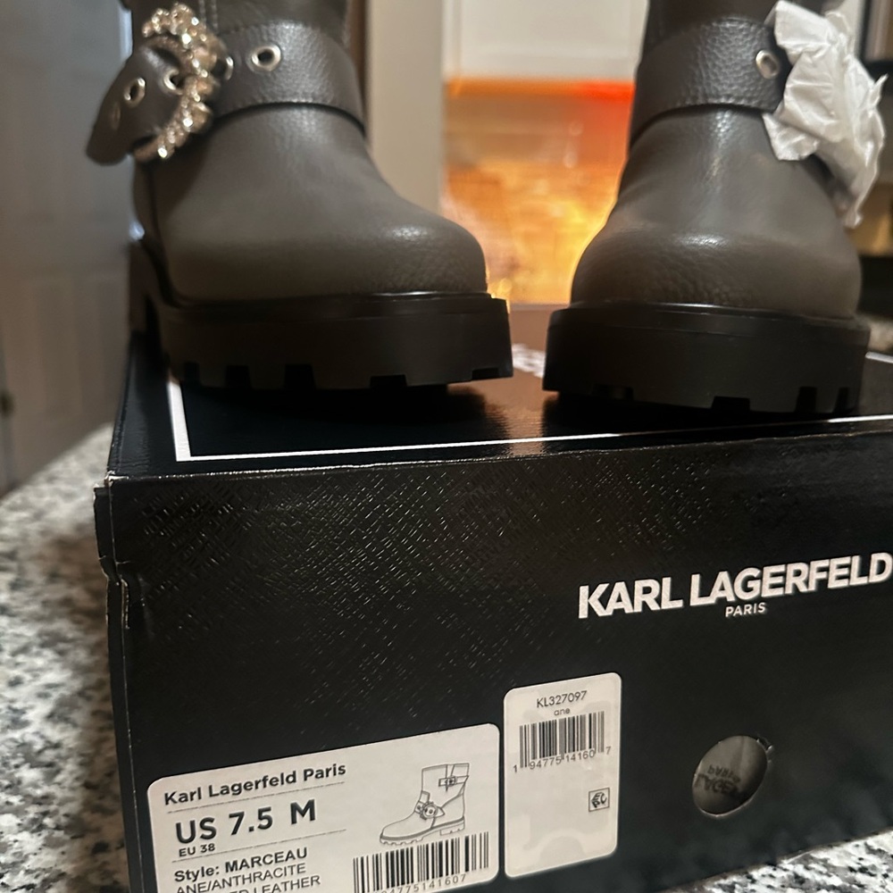 Karl Lagerfeld Marceau Combat Boots. Brand new still in box. Size 7.5 - Picture 4 of 5